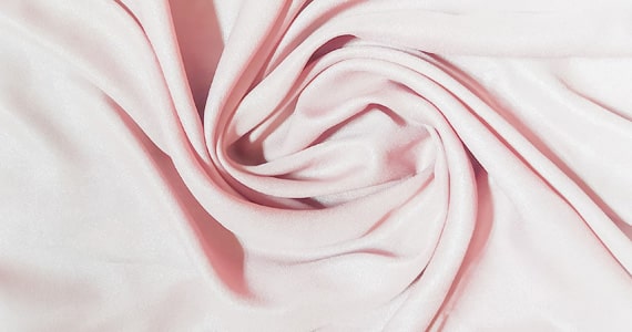 Polish medical clothing vs. Asian imports: 7 things you need to look out for before buying